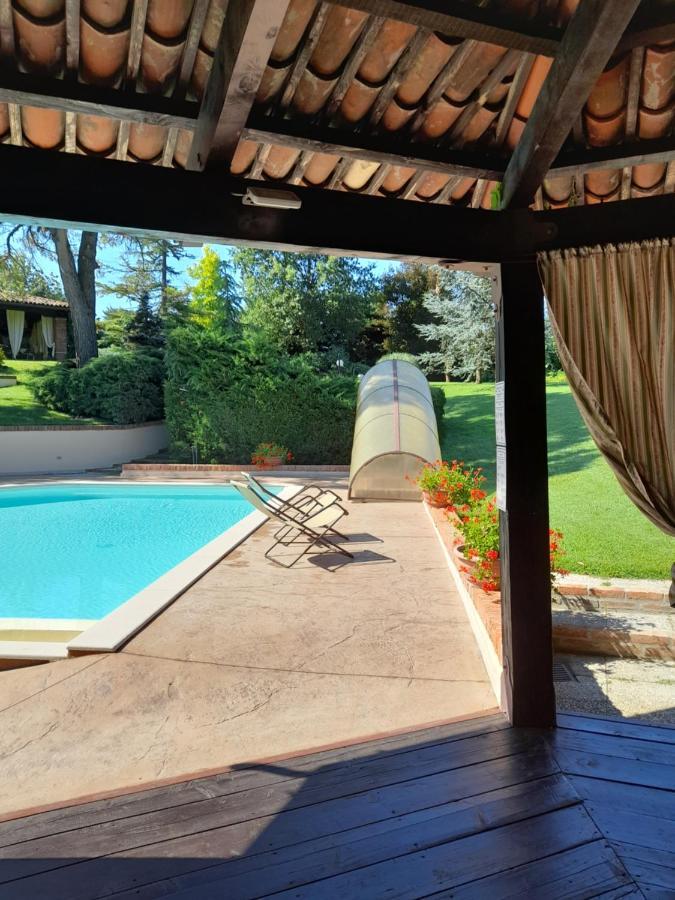 Tenuta Degli Angeli Rossi Asti Exteriör bild