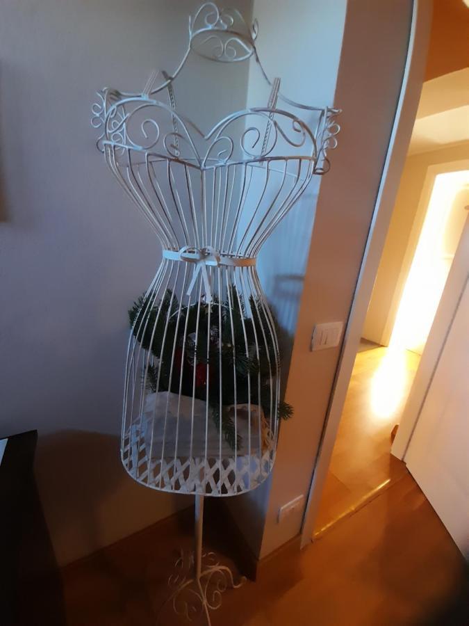 Tenuta Degli Angeli Rossi Asti Exteriör bild