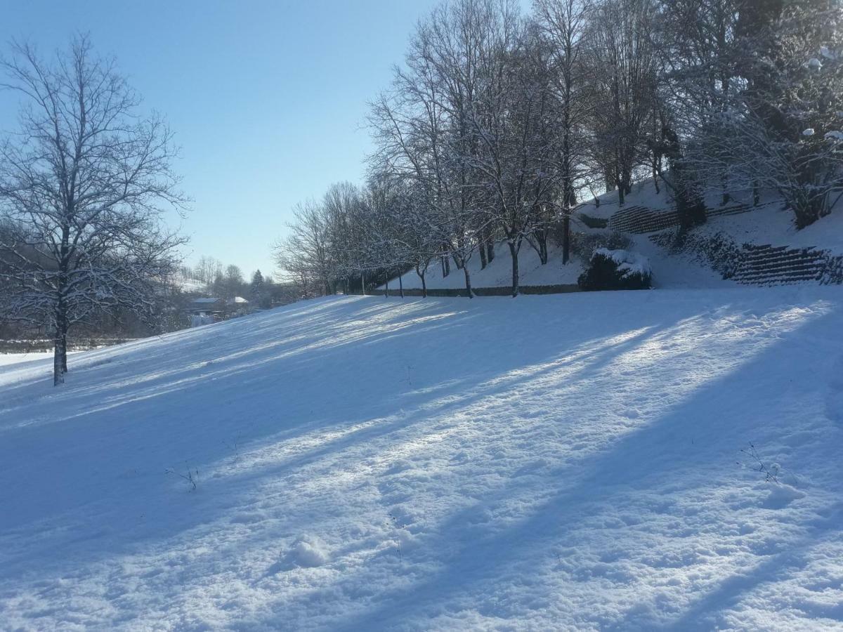 Tenuta Degli Angeli Rossi Asti Exteriör bild